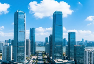 2018年我國(guó)水力發(fā)電量約1.2萬(wàn)億千瓦時(shí)